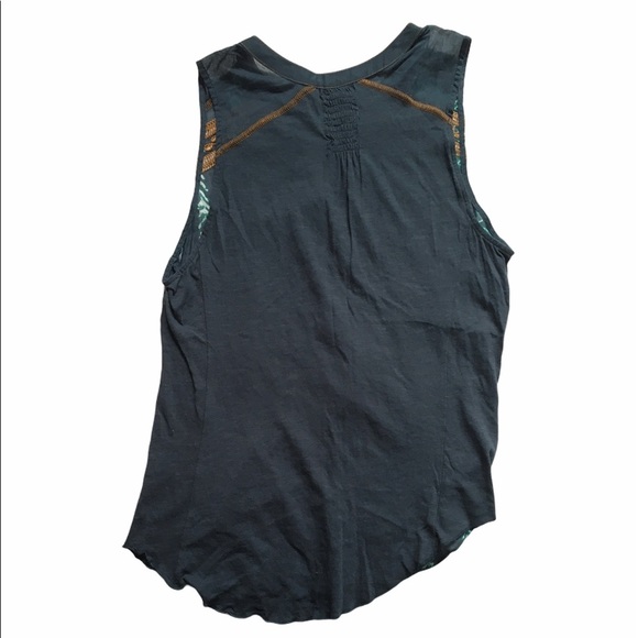 Anthropologie • TINY button down sleeveless top - Picture 4 of 9